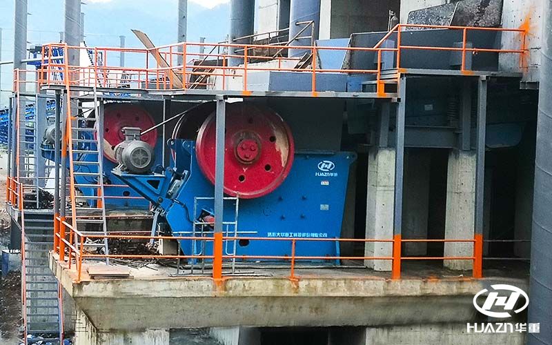 顎式破碎機(jī)