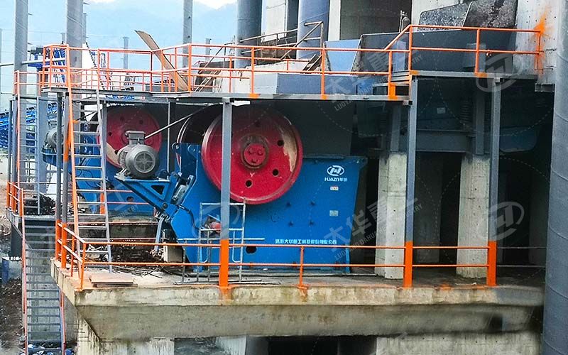 砂石破碎機